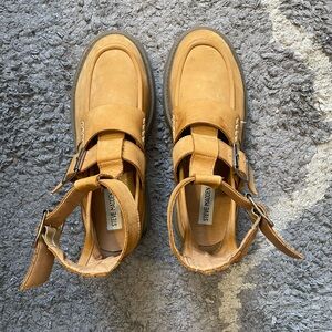 Steve Madden Tan Ankle Boots